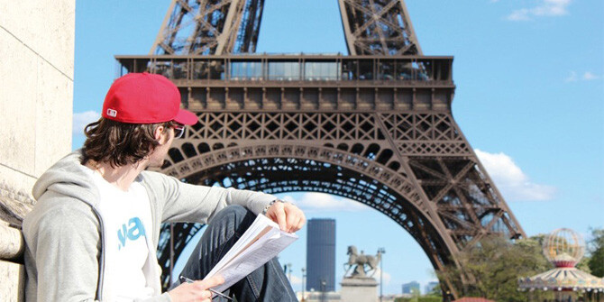 Utvekslingsstudent ved Eiffeltårnet